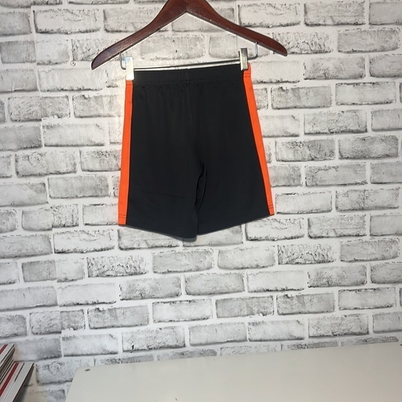 Boys Nike shorts​​​​​​​​​​ - Picture 6 of 6